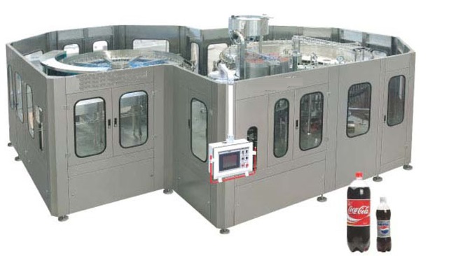 PET carbonated beverage filling machine